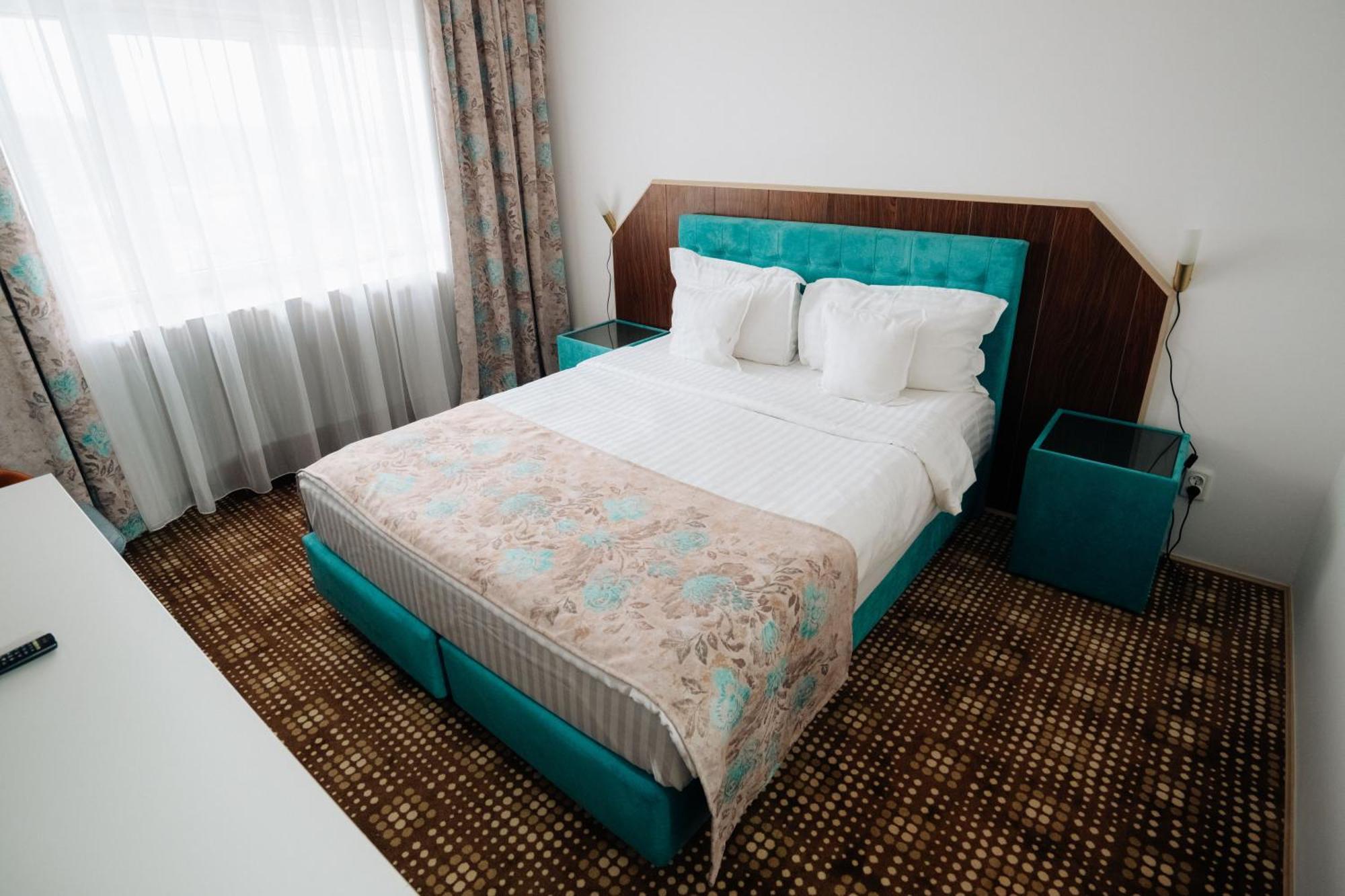 Hotel Bucovina ซูชาวา ภายนอก รูปภาพ