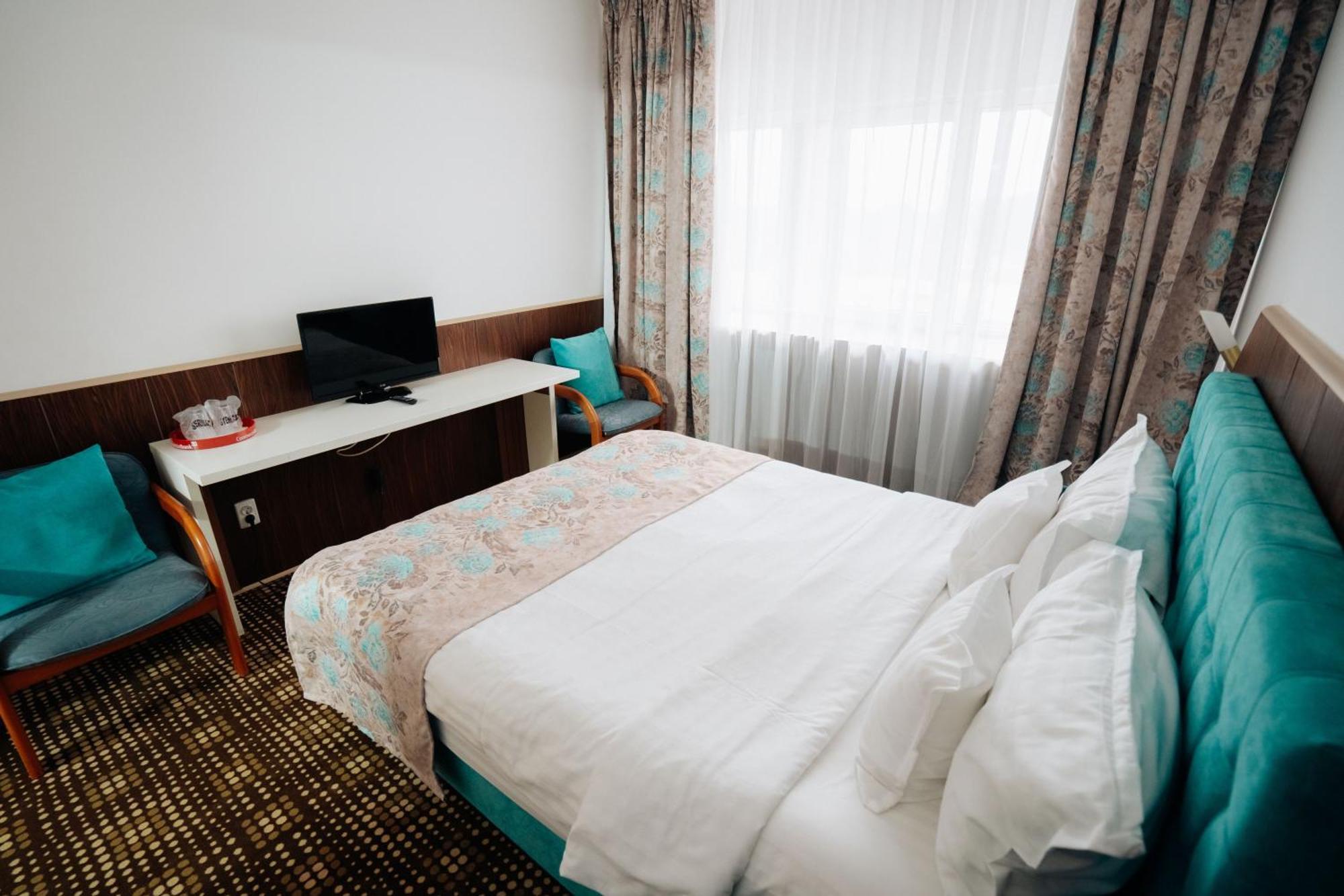 Hotel Bucovina ซูชาวา ภายนอก รูปภาพ