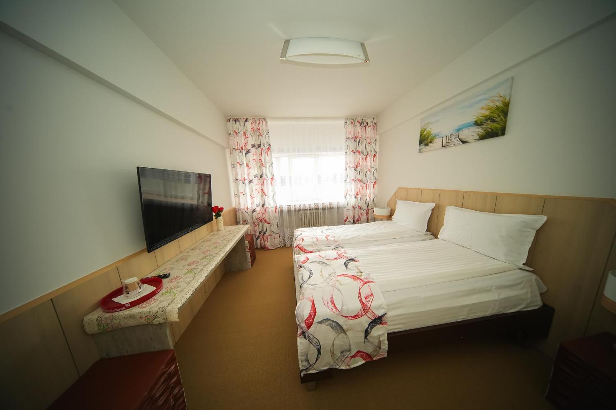 Hotel Bucovina ซูชาวา ภายนอก รูปภาพ