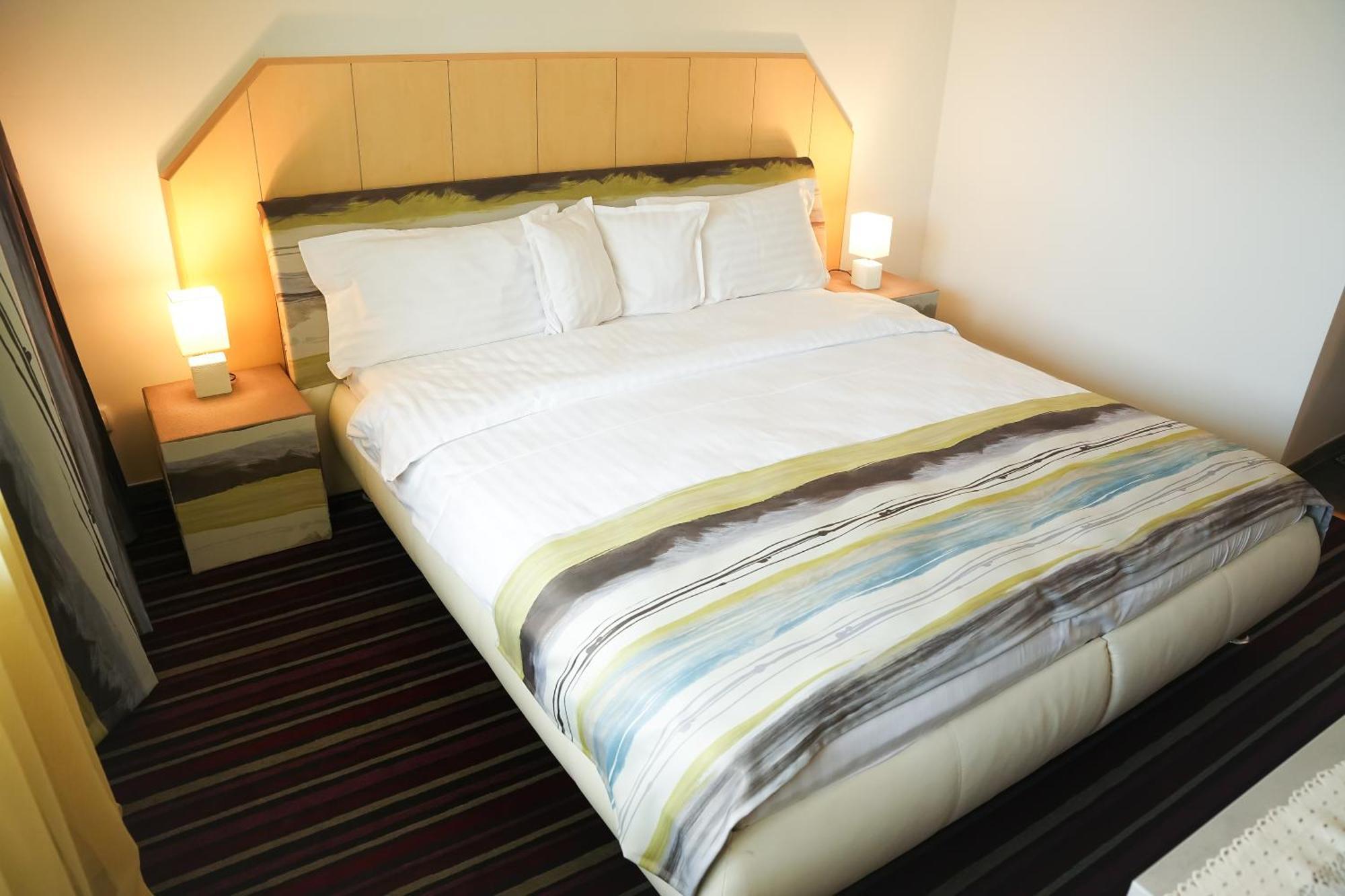 Hotel Bucovina ซูชาวา ภายนอก รูปภาพ