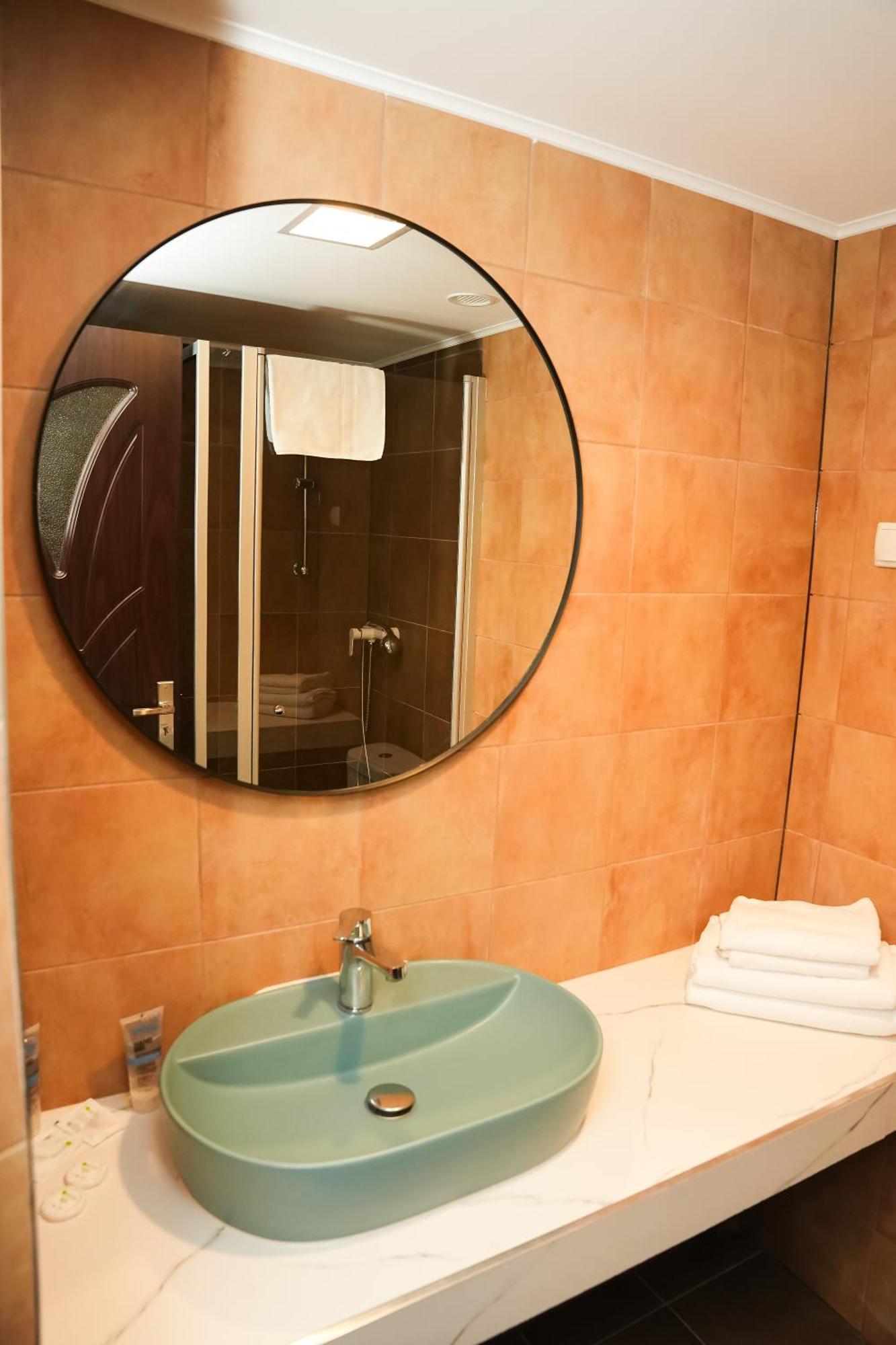 Hotel Bucovina ซูชาวา ภายนอก รูปภาพ
